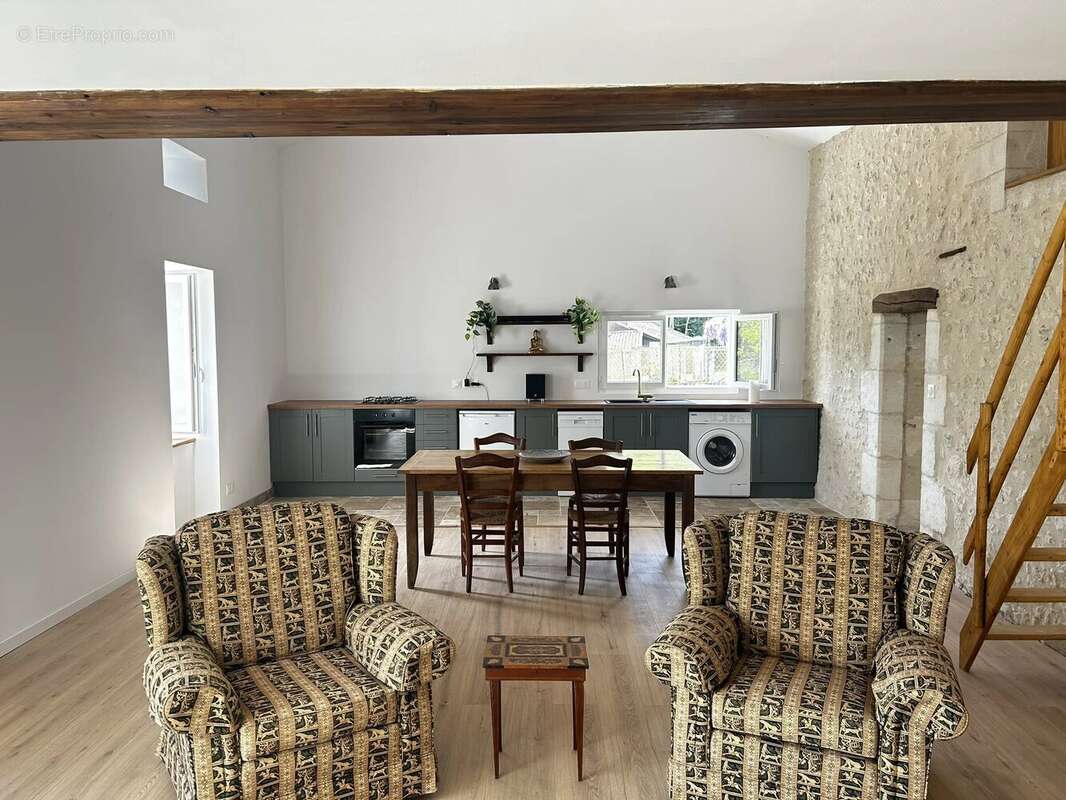 Maison à CHALAIS