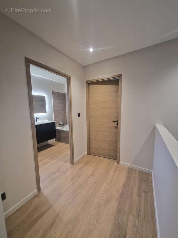 Appartement à BASSENS