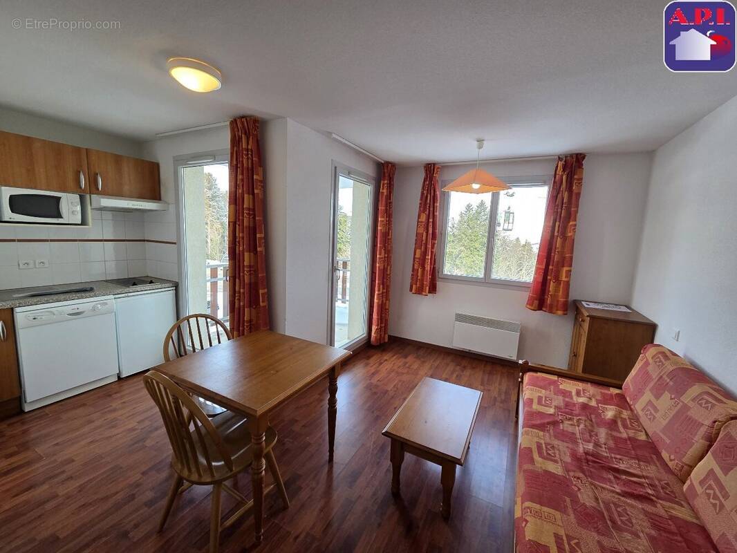 Appartement à AX-LES-THERMES