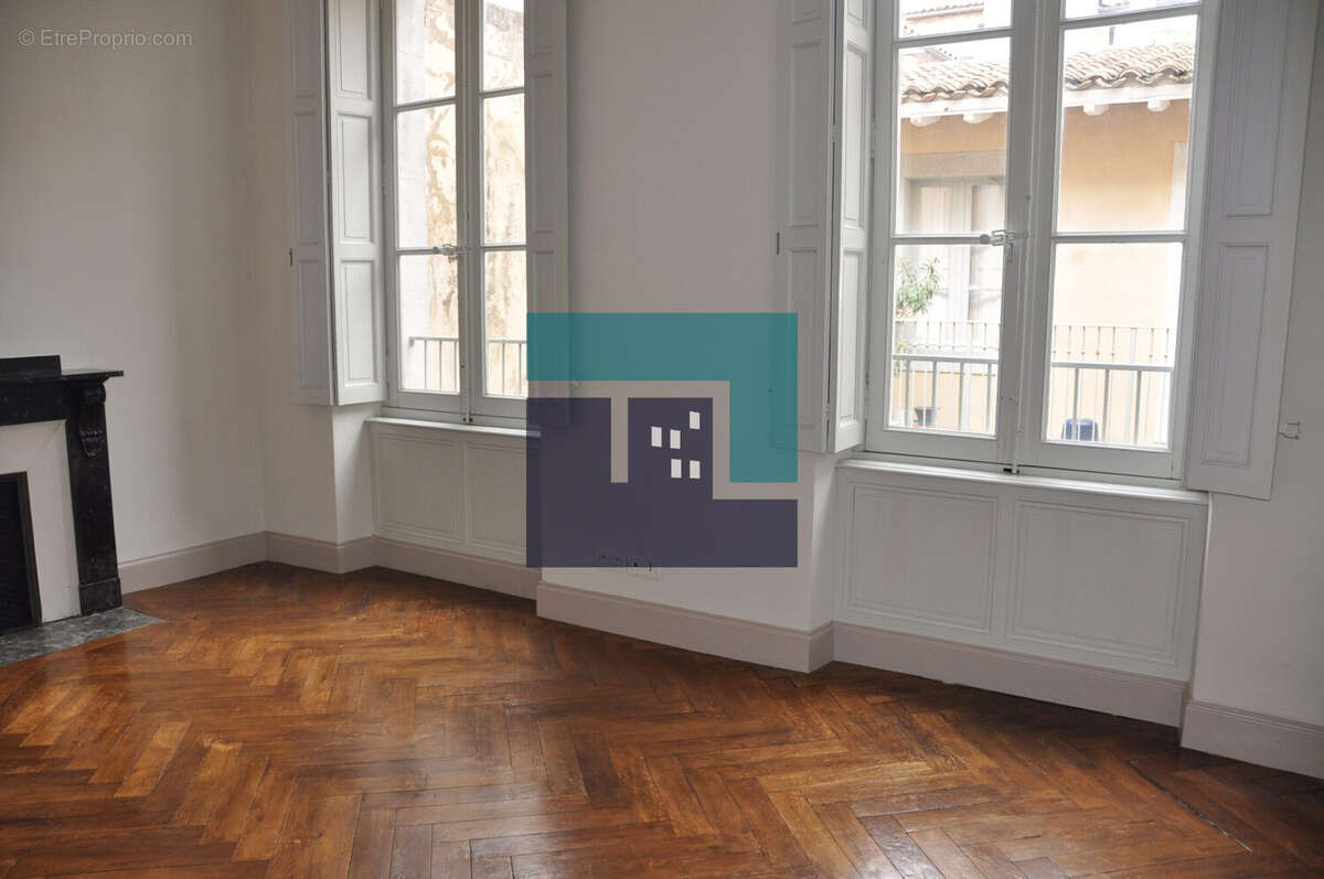 Appartement à CARCASSONNE