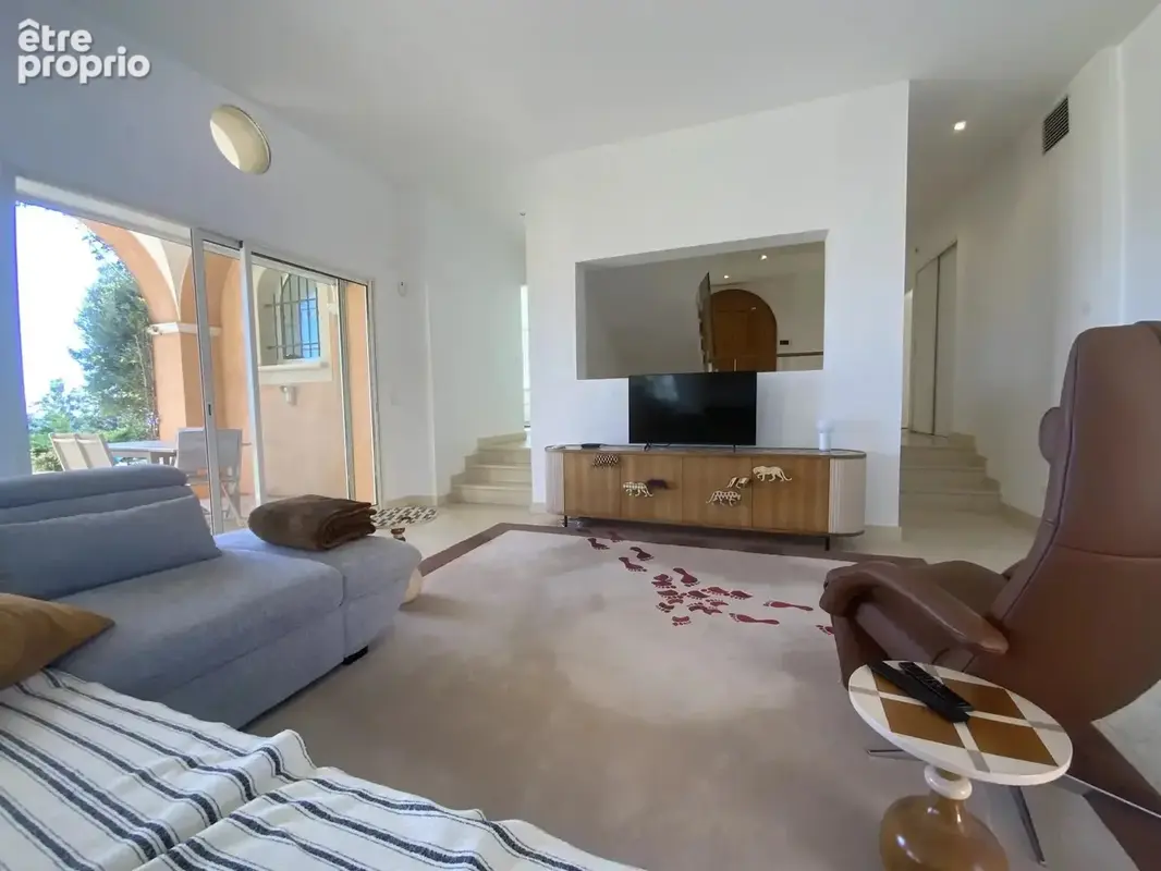 Menton immobilier – maison indépendante 6 pièces avec piscine - photo 6
