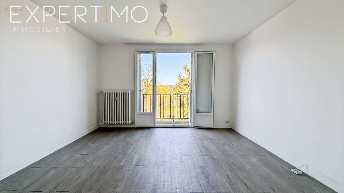 Appartement F3 lumineux avec balcon à ÉTAMPES (Box en supplément) - photo 5