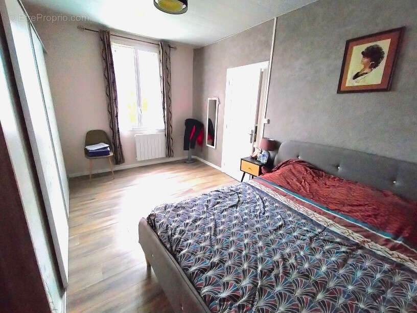 Maison à CASTETPUGON