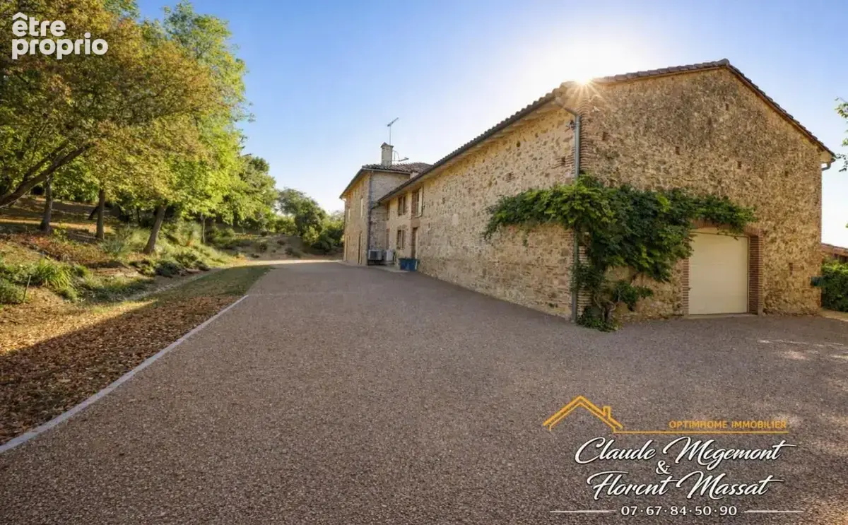 Maison de Maître – 358 m² – vue Pyrénées – à vendre 8 pièces LAVAUR (81) - photo 2