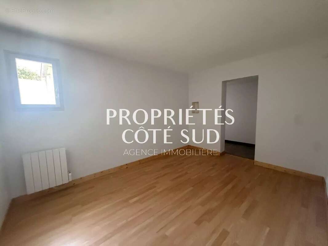 Maison à LES ANGLES