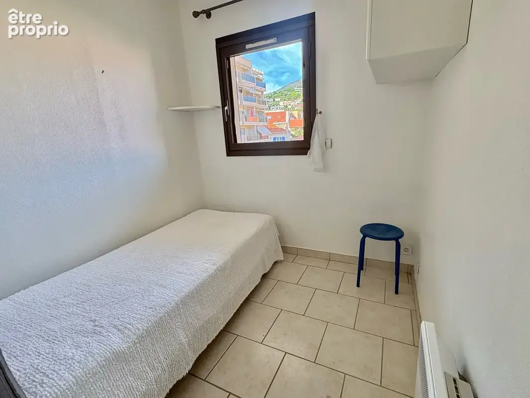 À VENDRE   T4 cabine en plein centre-ville du Lavandou - photo 12