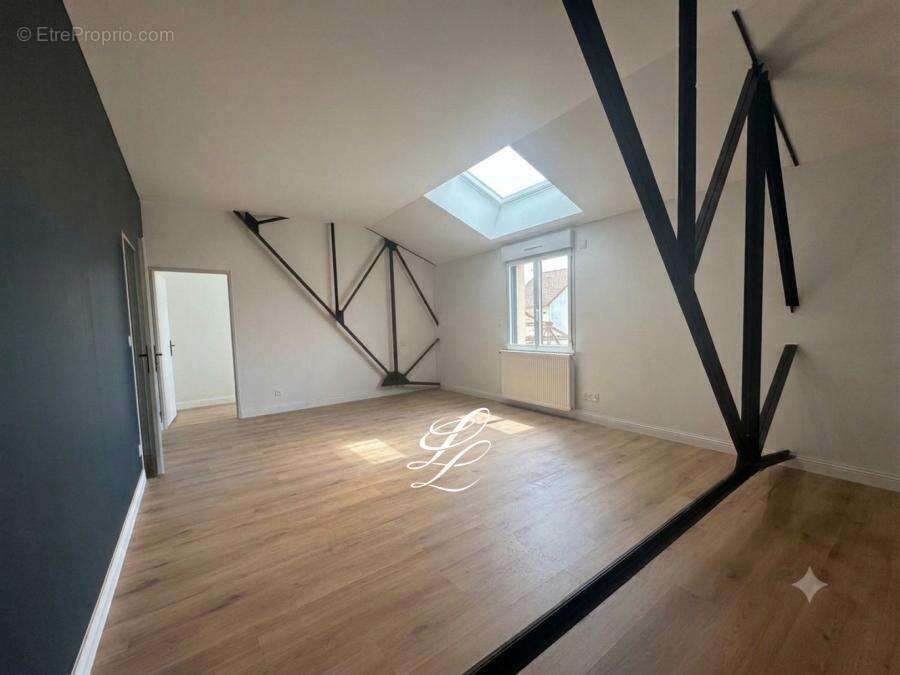 Appartement 185 m² à Le Mans  - photo 8
