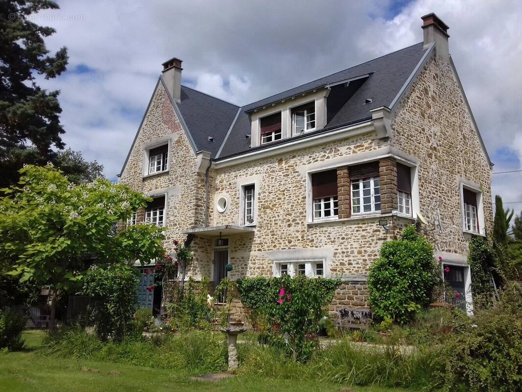 Appartement à ARGENTON-SUR-CREUSE