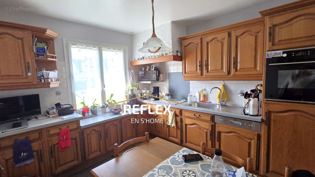 Maison à MONTENESCOURT