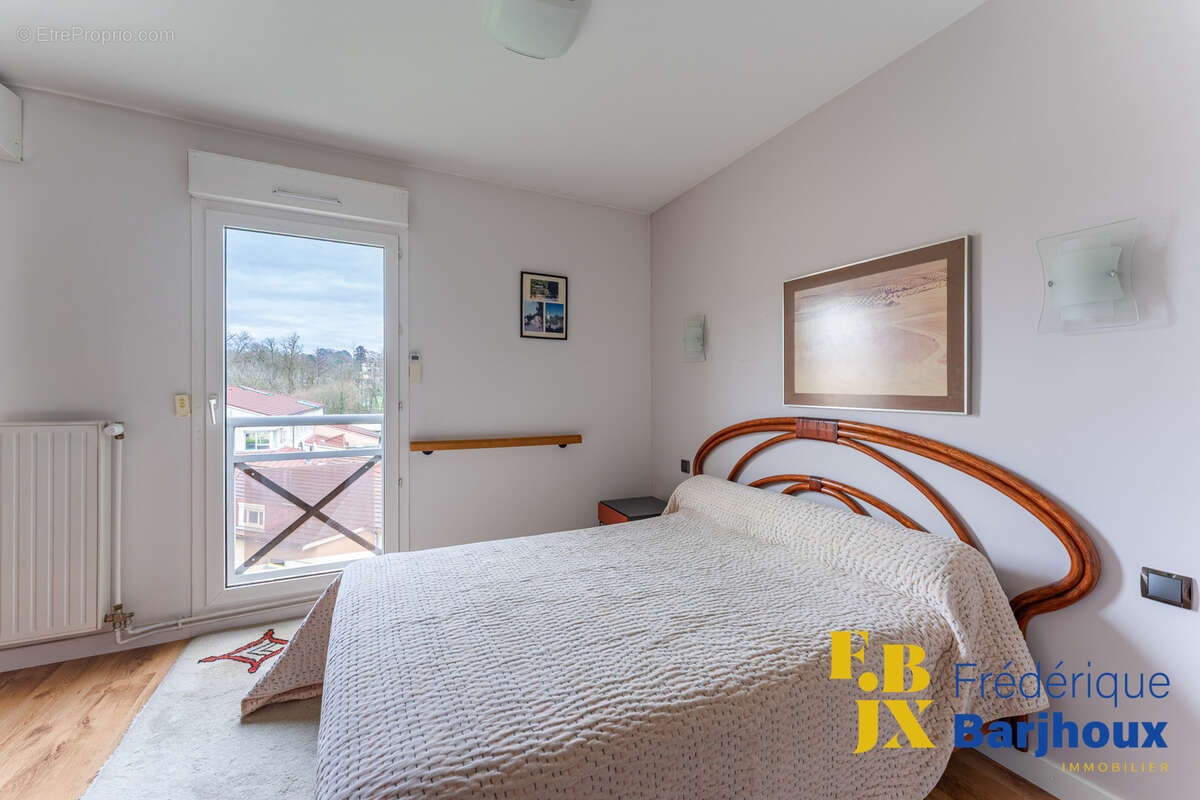 Appartement à FONTAINES-SAINT-MARTIN