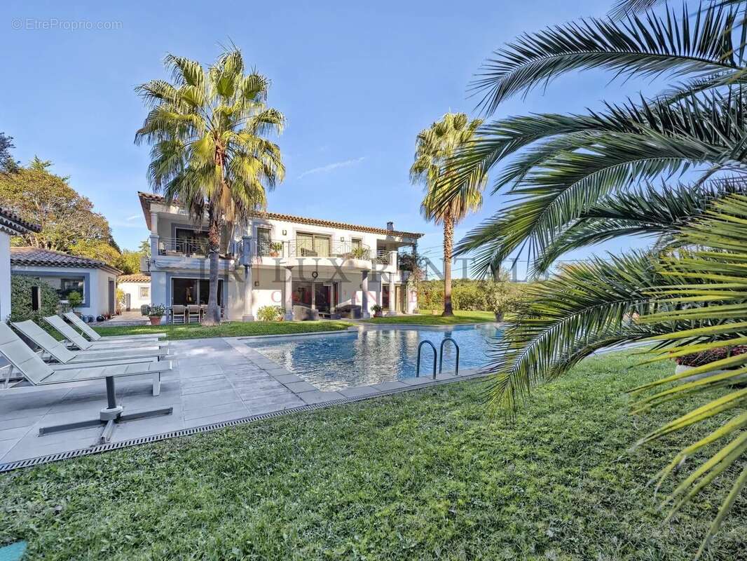 Maison à MOUGINS