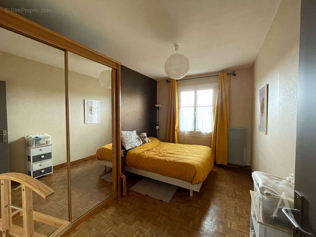 Maison à MONDEVILLE