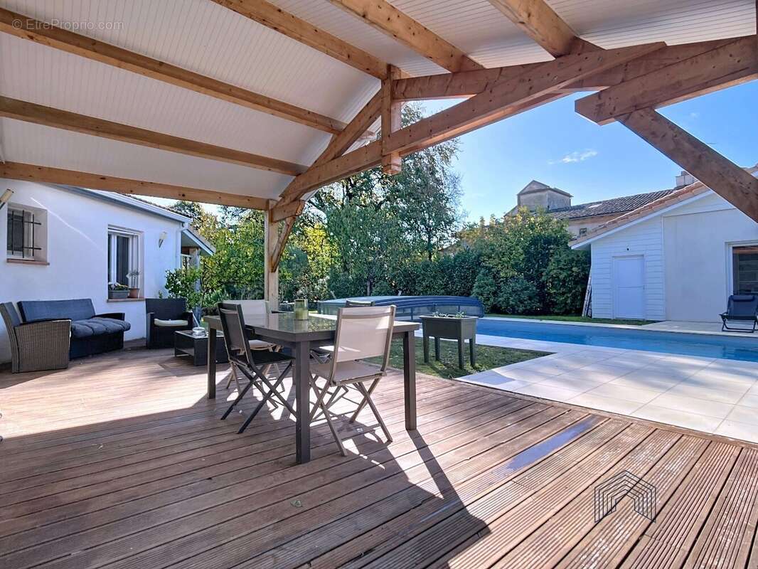 Maison à BUZET-SUR-TARN