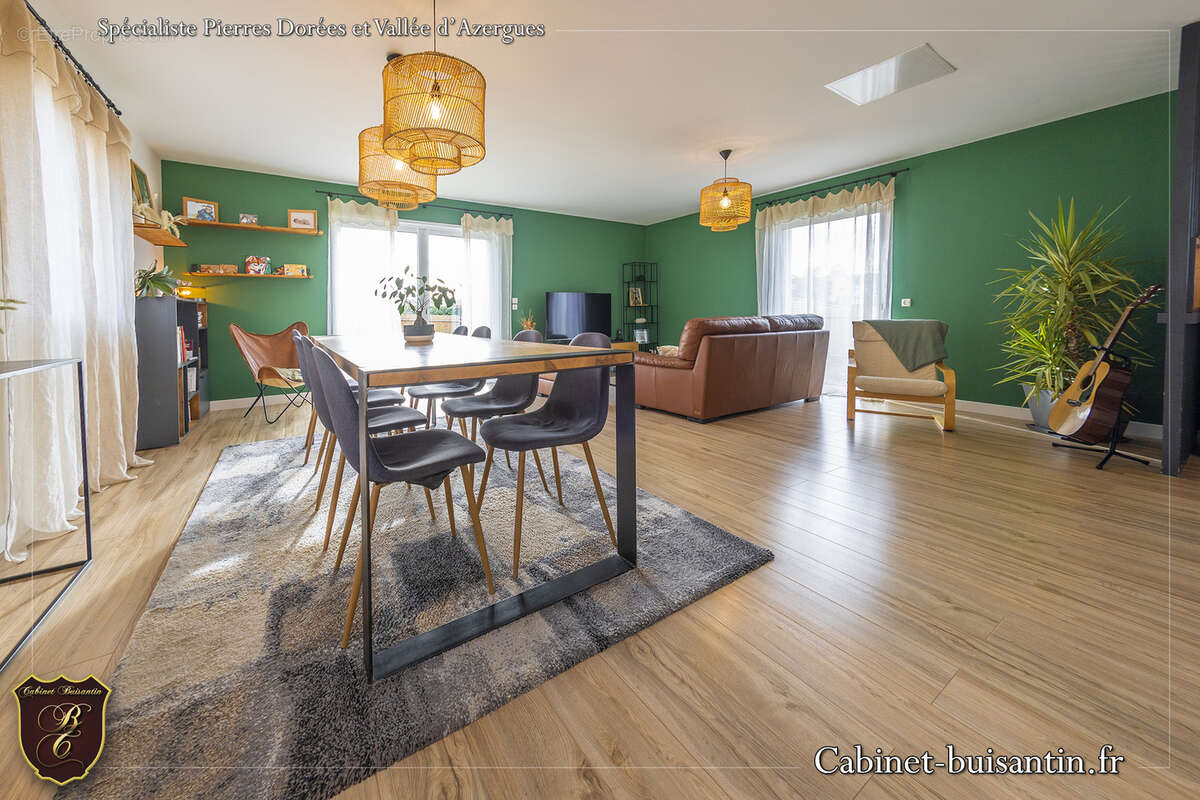 Maison à LE BOIS-D'OINGT