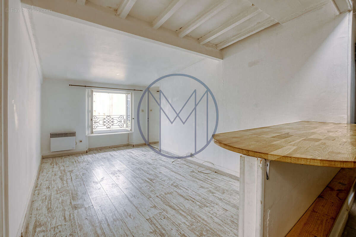 Appartement à VERSAILLES