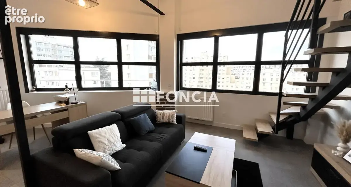 Appartement à SAINT-ETIENNE