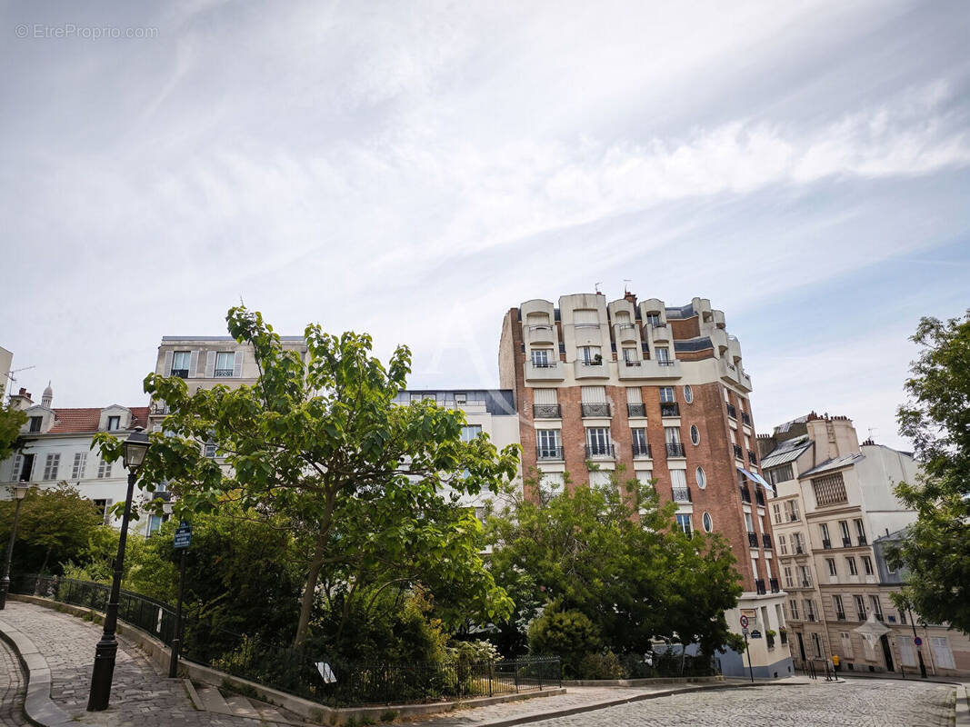 Appartement à PARIS-18E