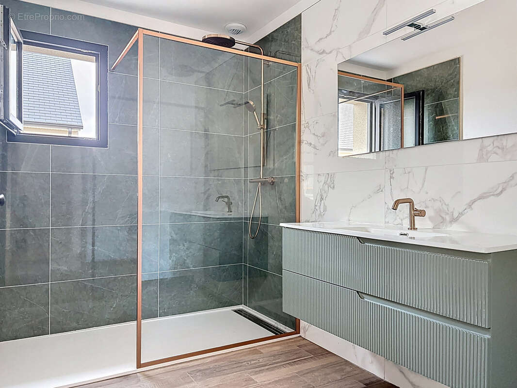 Maison à LA HAYE-DU-PUITS