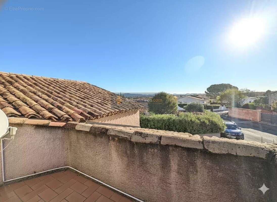 Maison à ROQUEBRUNE-SUR-ARGENS