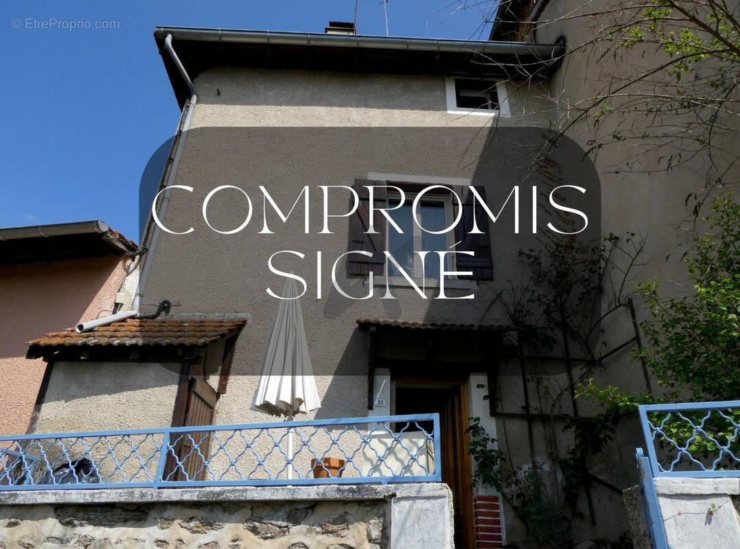 Maison à MONTROMANT
