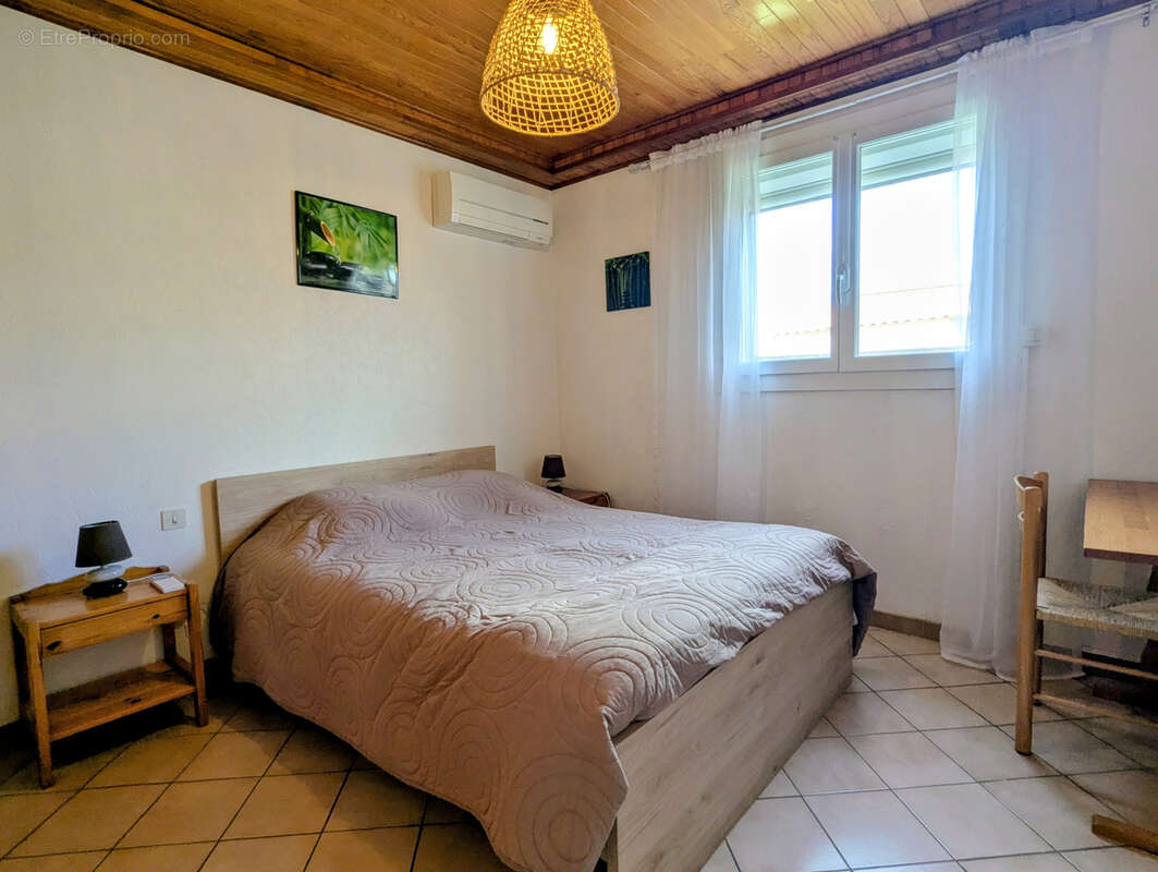 Maison à COURSAN