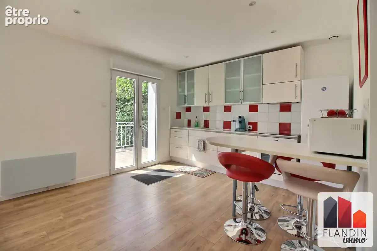 Maison 6 pièces 135 m² à vendre à Vernaison (69390) - photo 2