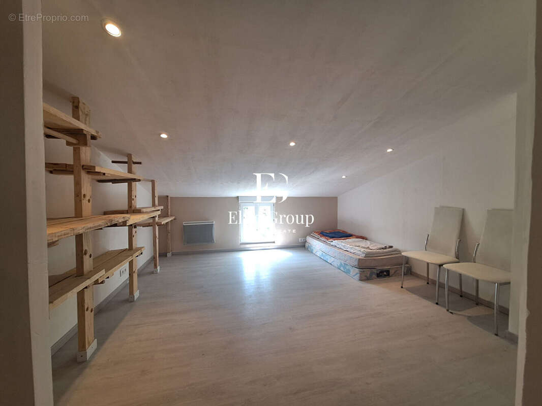 A vendre maison de 107 m² 5 pièces à Chazelles - photo 14