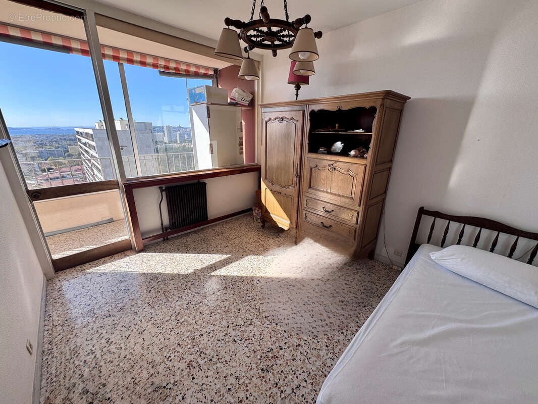 Appartement à MARSEILLE-9E