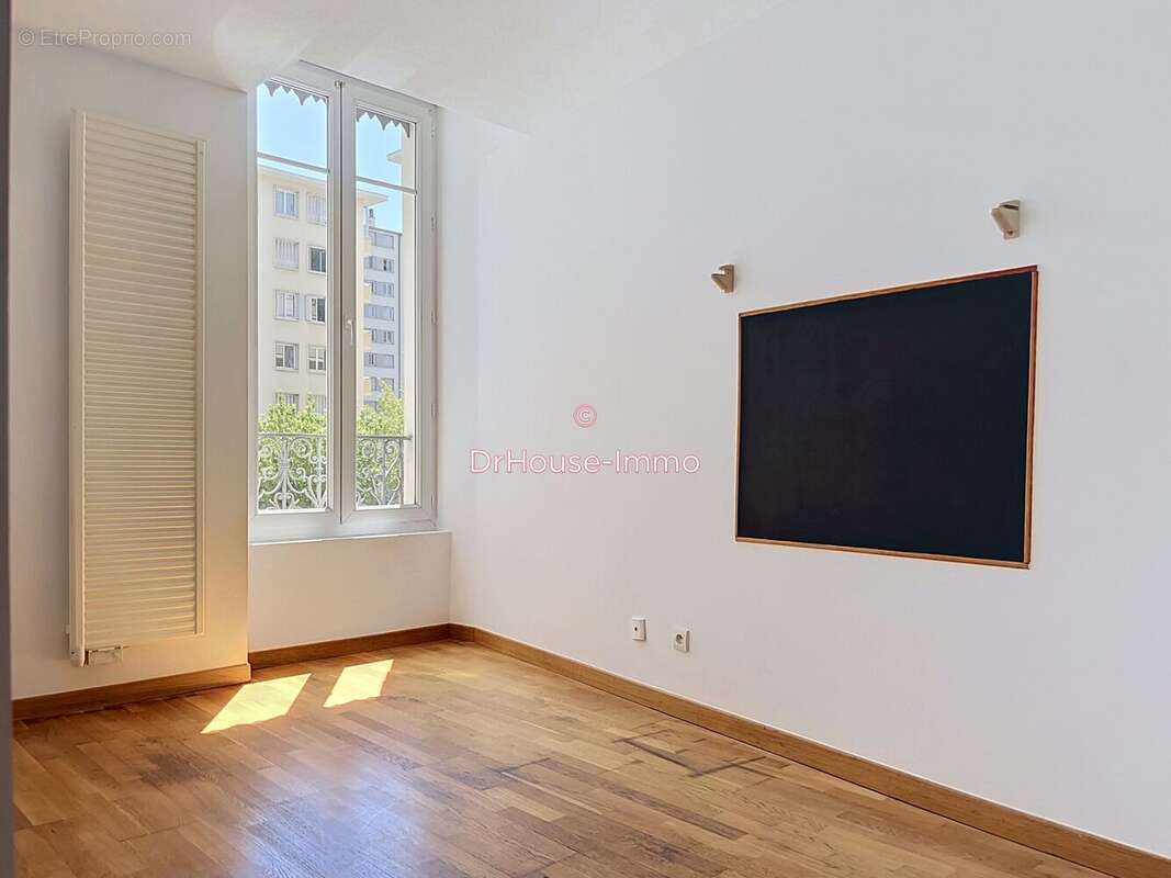 Appartement 103 m² à Grenoble  - photo 7
