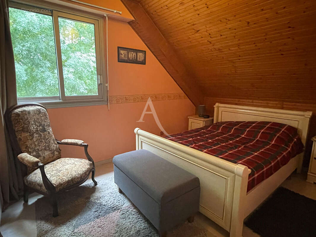 Maison à SOULAINES-SUR-AUBANCE