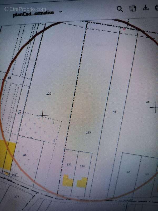 Terrain à PRESLES-ET-BOVES