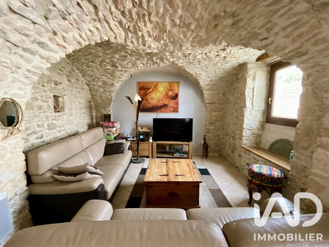 Maison 103 m² à Parignargues  - photo 4