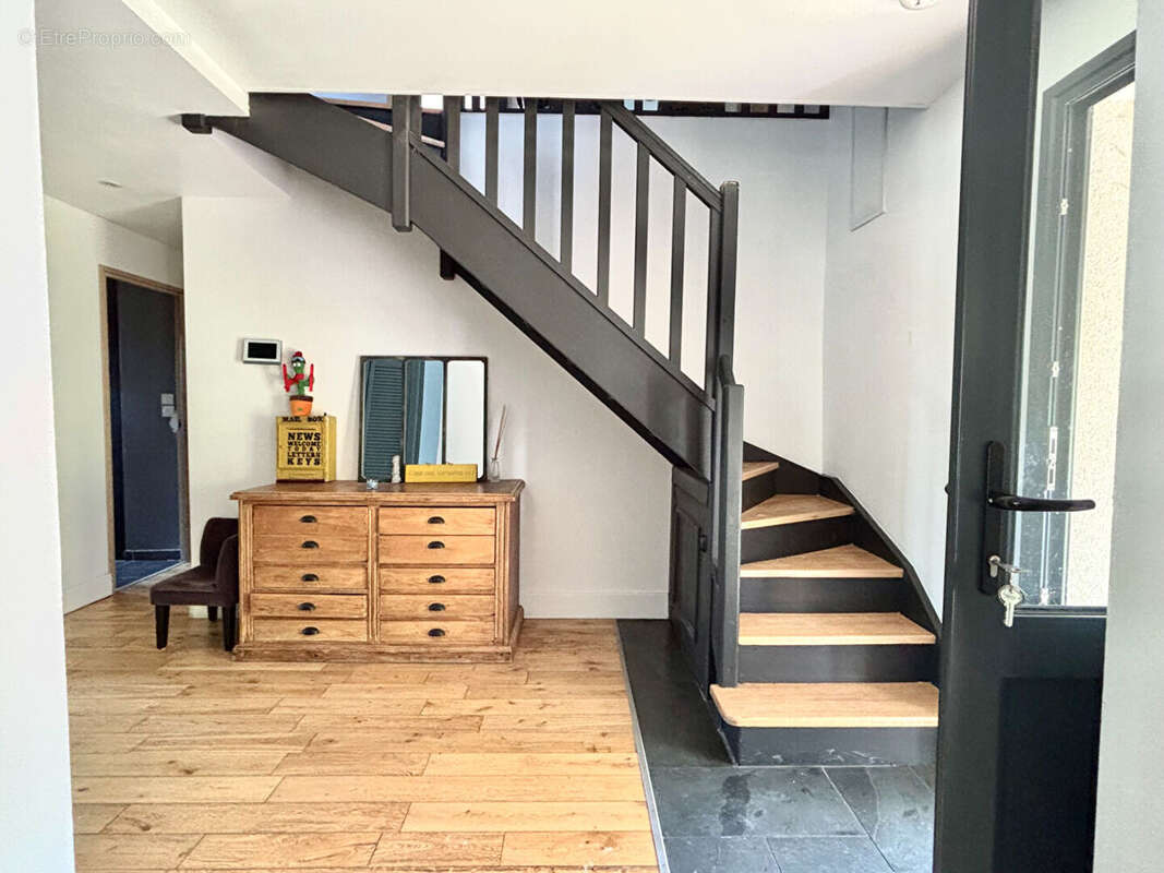 Maison à VILLETTE-D'ANTHON