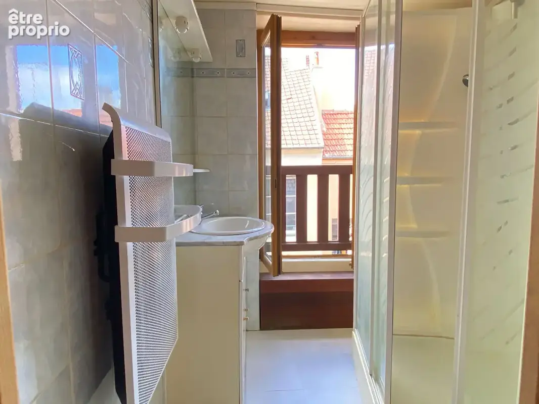 Lot de 2 appartements (T2 + Studio) Vétheuil - 65 m²  (90 m² au sol) - photo 8