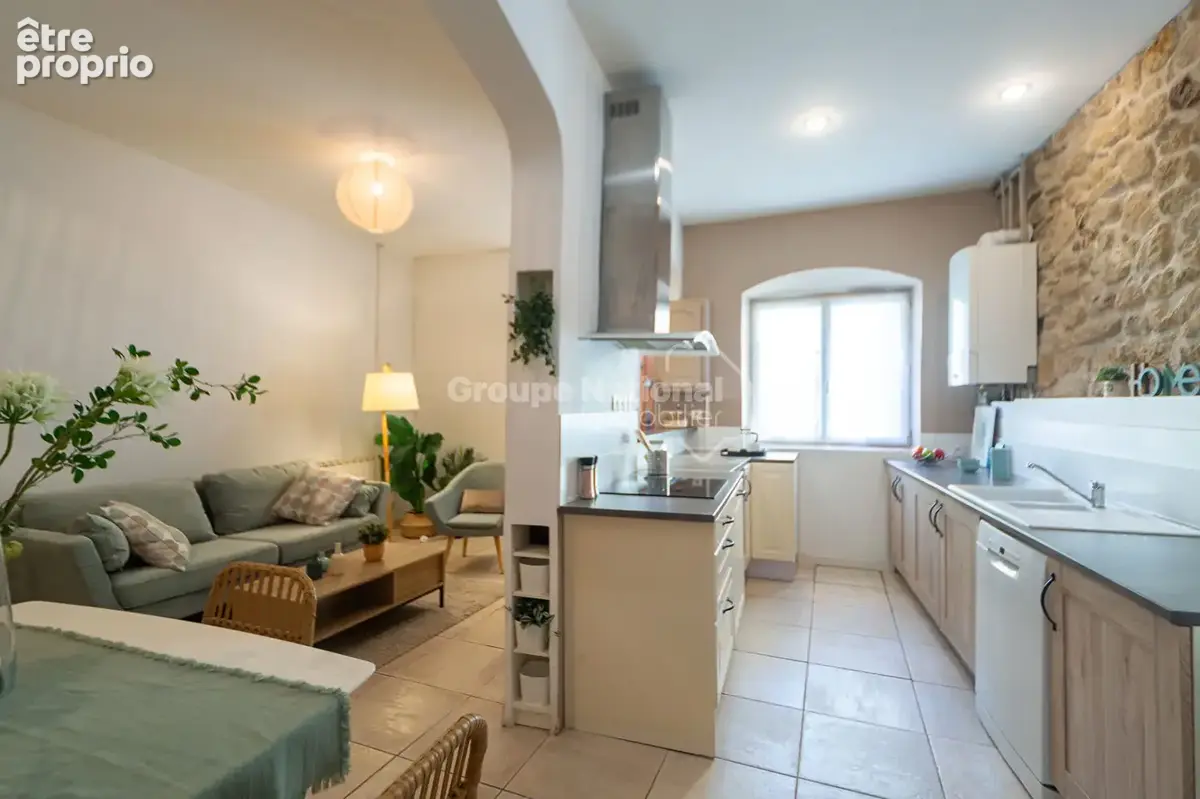 Maison 4 pièces à vendre au centre de Grans - Réf 3932 - photo 2