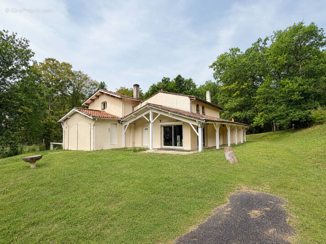 Maison à TARGON