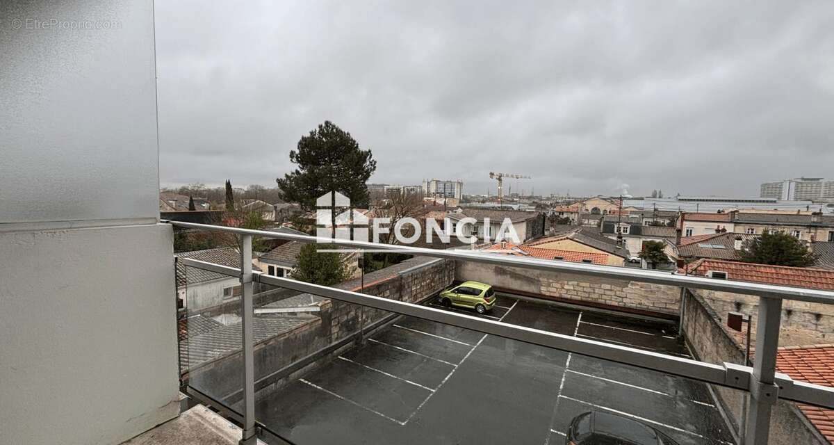 Appartement à BORDEAUX