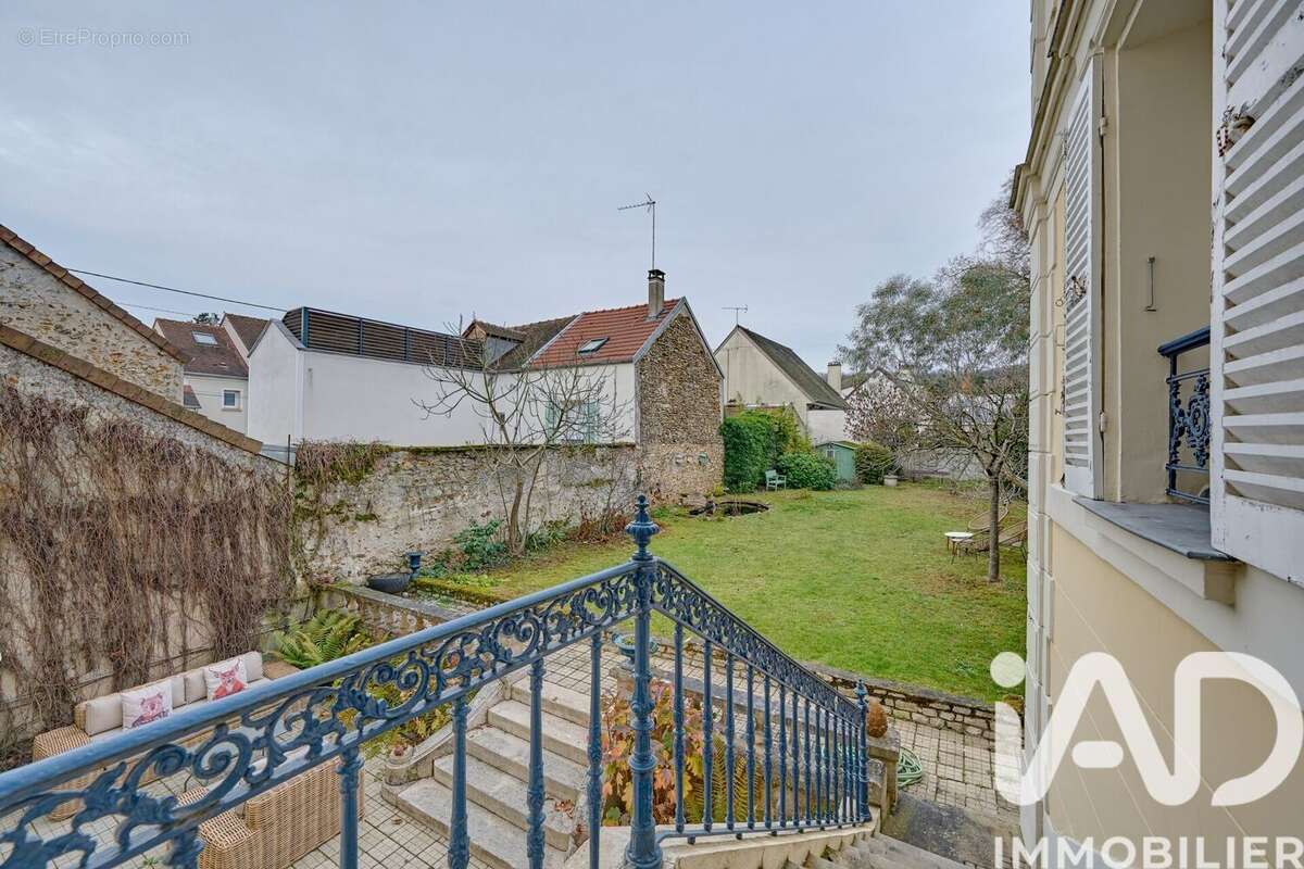 Photo 6 - Maison à VERRIERES-LE-BUISSON