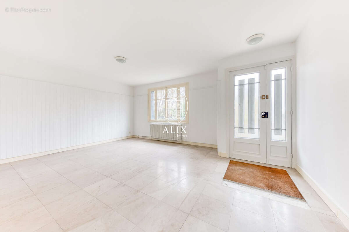 Appartement à VELIZY-VILLACOUBLAY