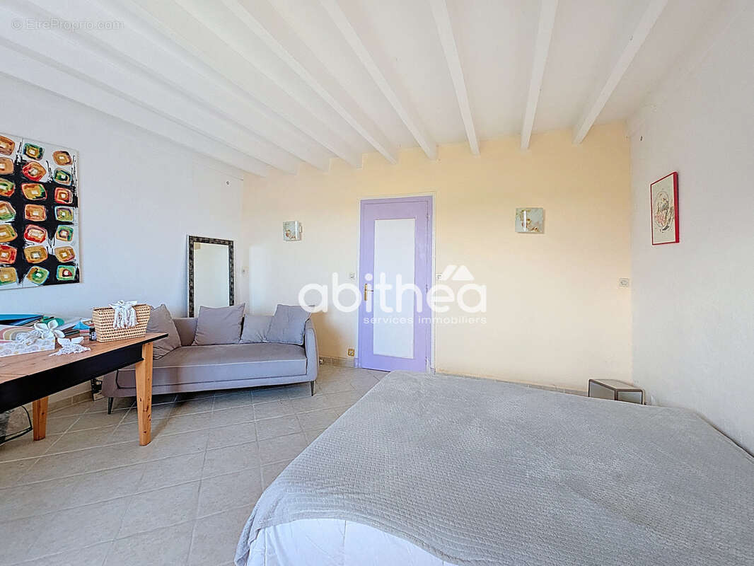 Maison à SAINT-FORT-SUR-GIRONDE