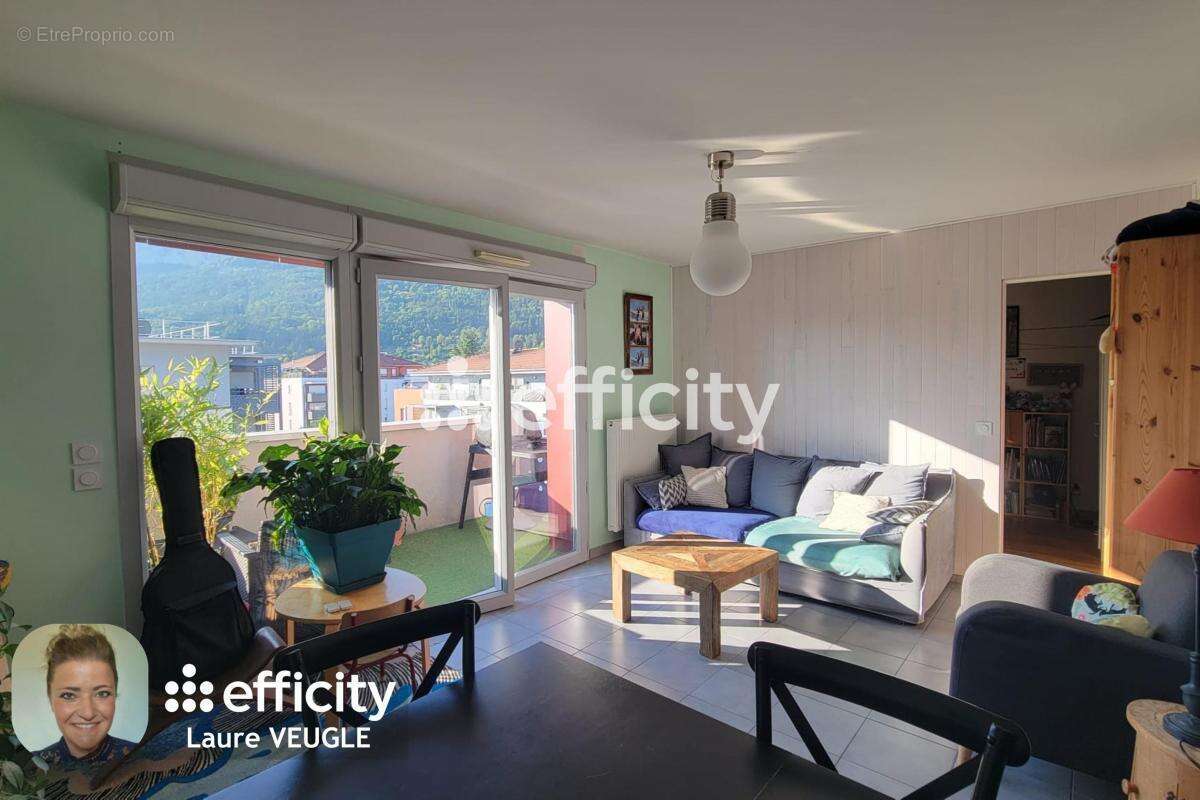 Appartement à BONNEVILLE