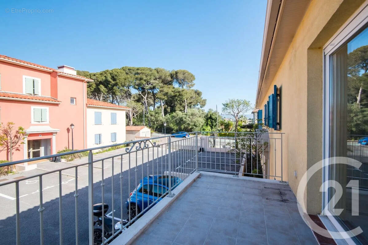 Appartement 66 m² à Antibes  - photo 6