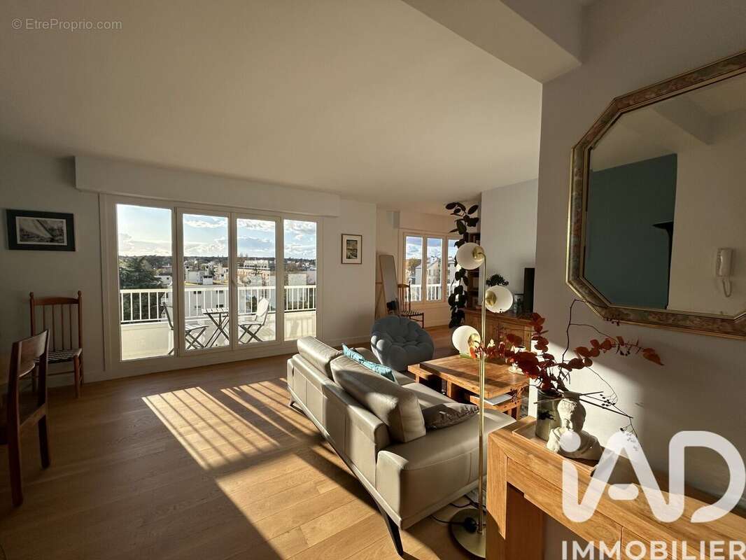 Photo 2 - Appartement à MAISONS-LAFFITTE