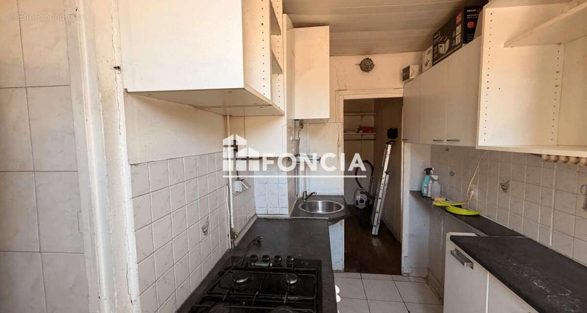 Appartement à AUBERVILLIERS