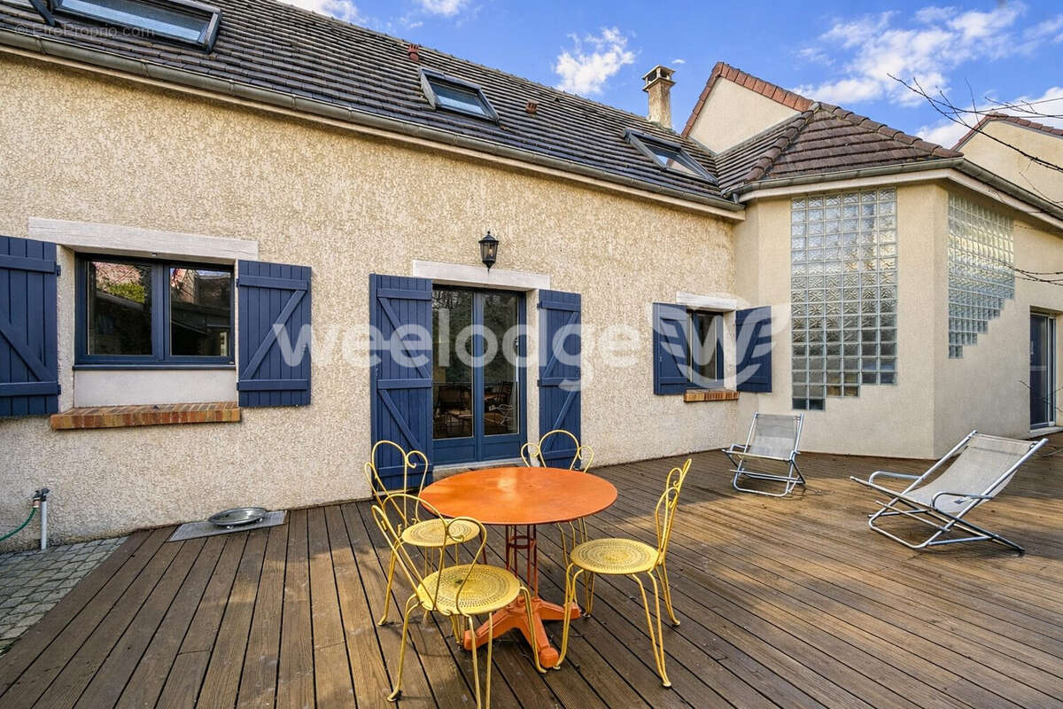 Maison à JOUY-EN-JOSAS