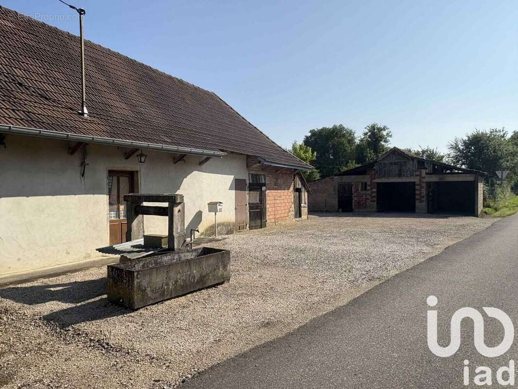 Photo 3 - Maison à MONTRET