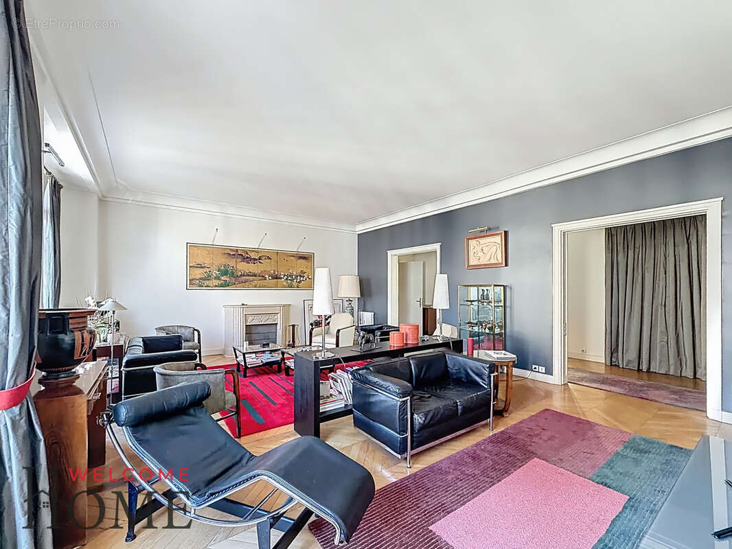 Appartement à PARIS-6E