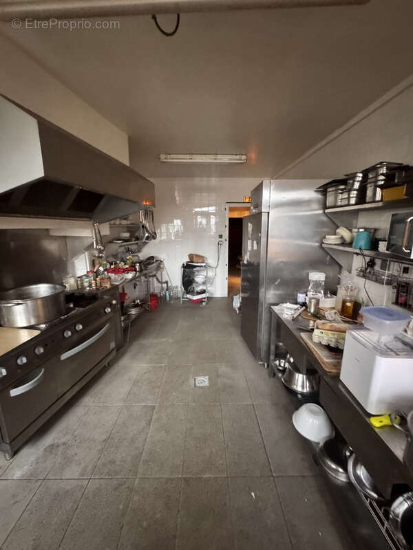 Commerce à COURTENAY