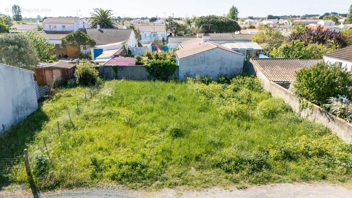 Terrain à BARBATRE