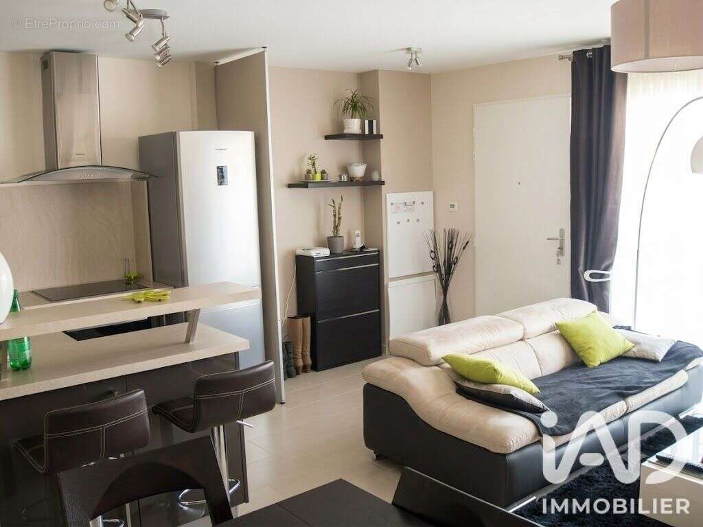 Appartement 60 m² à Villemomble  - photo 2